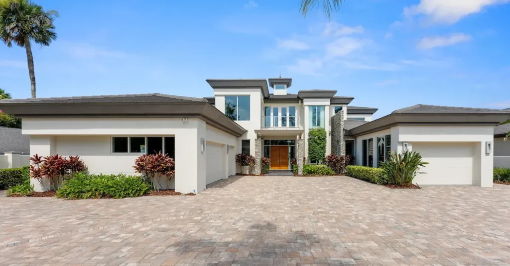 Top Selling Riverfront Custom-Built Home in Ormond Beach Featured Image